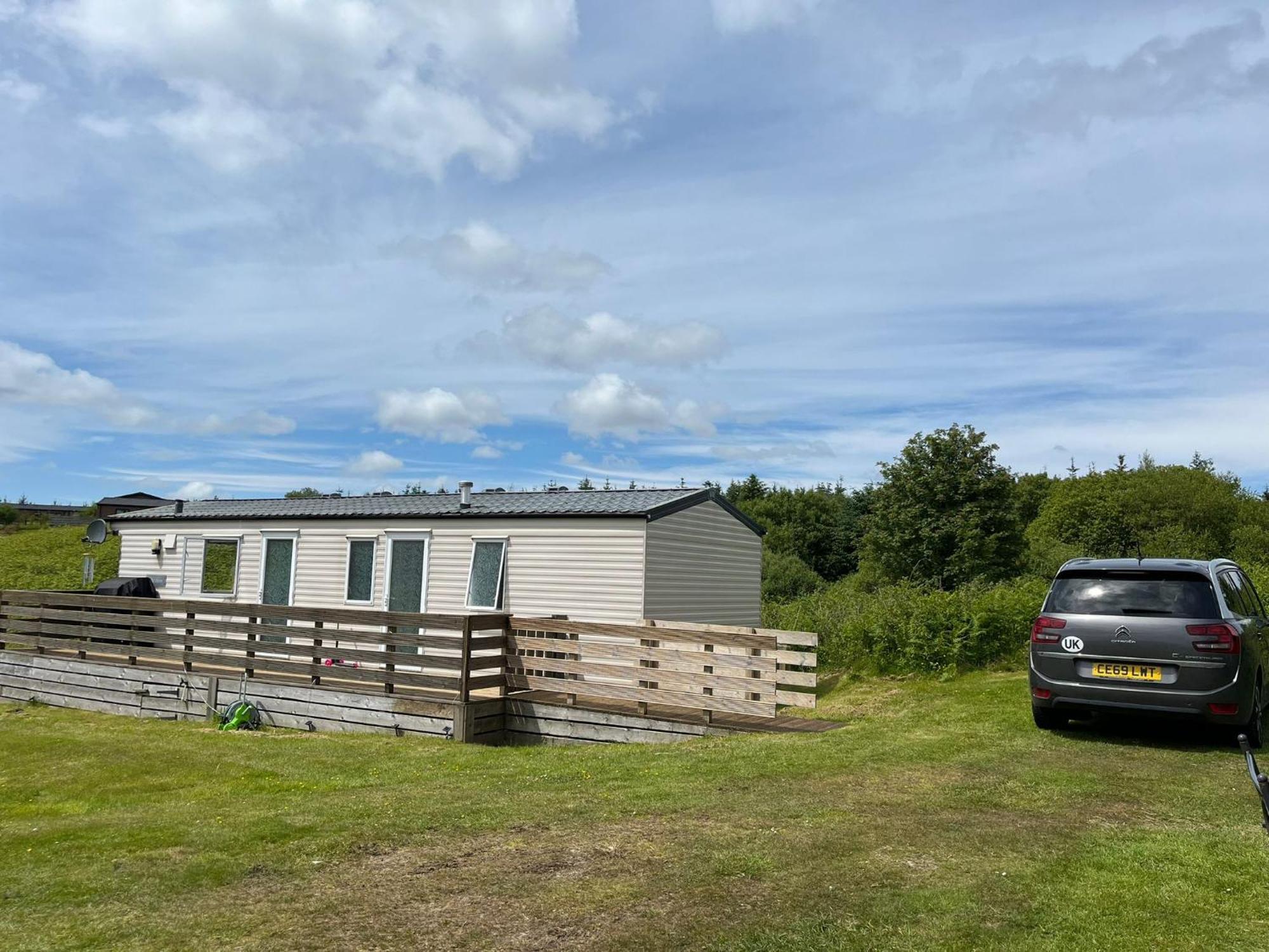Lochview Retreat Caravan Balminnoch Bagian luar foto